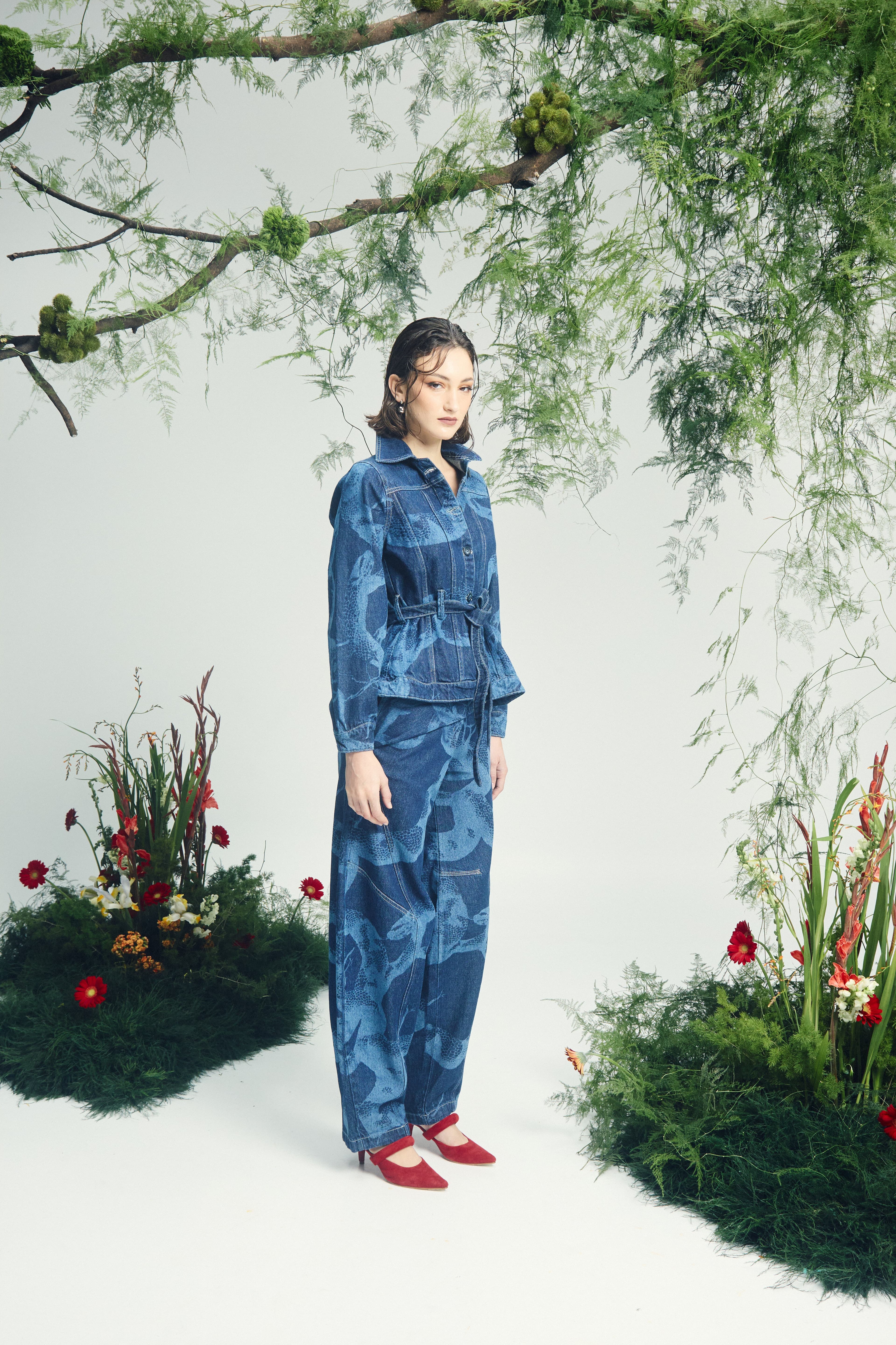 Jean Zaharian por ZIERRA LEONA — foto 3